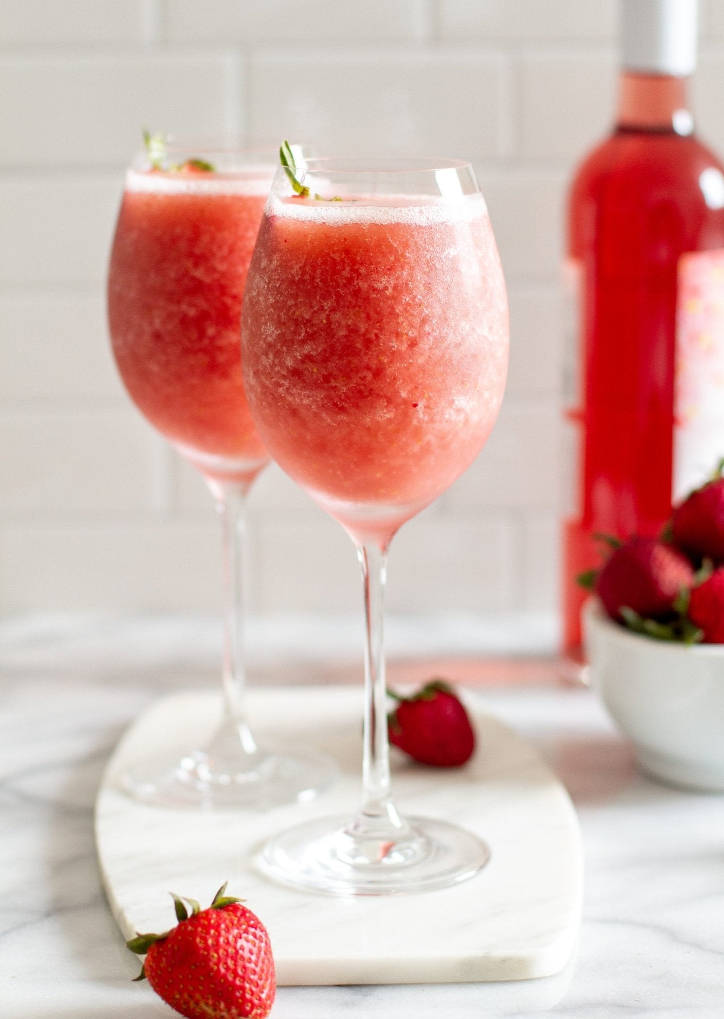 Strawberry Frosé - Sister.ly Drinkware